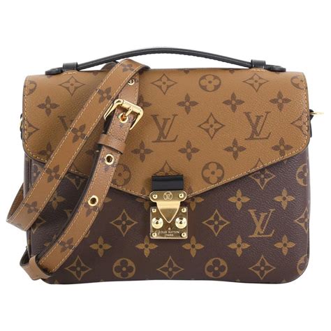 pochette metis louis vuitton reverse|louis vuitton metis hobo monogram.